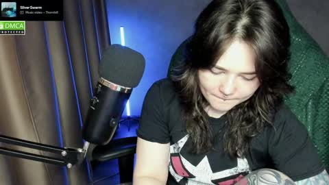Snapshot of hell_hotline chatting on May 2026 07:54:02 PM Red online show from May 2026 07:54:02 PM