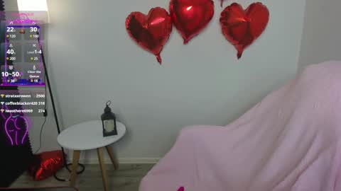 Snapshot of hellen__moore chatting on March 2025 03:50:01 AM GTM3Mon Tue Wed Thu Fri San 0400 am-1030pm online show from March 2025 03:50:01 AM