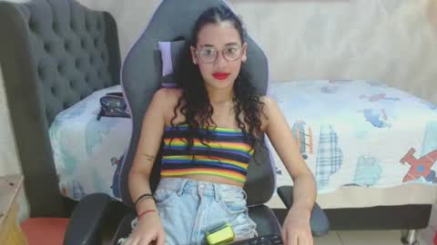 Snapshot of hellen_queensex chatting on March 2025 10:50:02 PM hellen_queensex online show from March 2025 10:50:02 PM