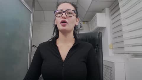    online show from October 2025 03:07:02 AM