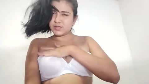 Hellen online show from February 2026 04:00:01 AM