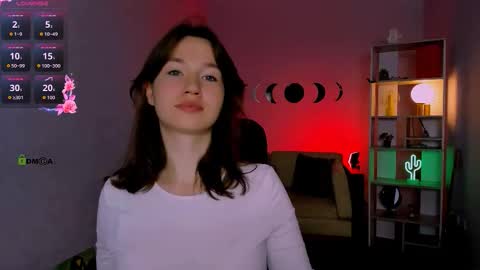 Helli online show from November 2025 08:52:02 PM