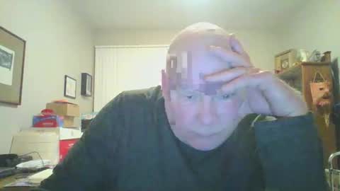 helloforfun111 online show from April 2026 10:20:02 AM