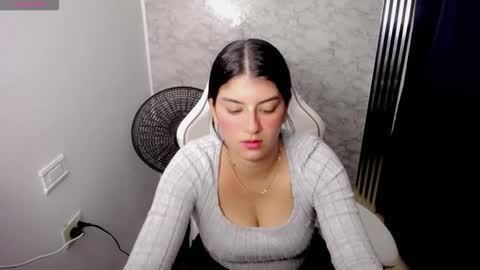 Snapshot of helloo_kityy25 chatting on January 2026 02:48:02 AM helloo_kityy25 online show from January 2026 02:48:02 AM