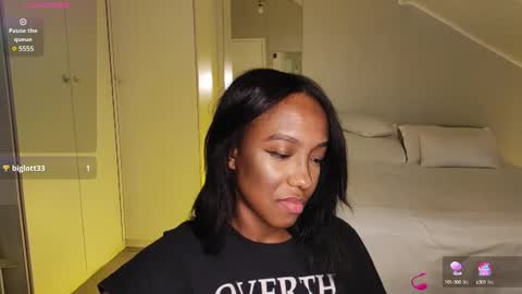 Snapshot of hellsd97 chatting on December 2024 04:54:02 AM hellsd97 online show from December 2024 04:54:02 AM