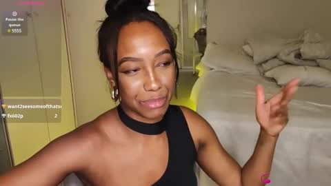 Snapshot of hellsd97 chatting on December 2024 05:00:01 AM hellsd97 online show from December 2024 05:00:01 AM