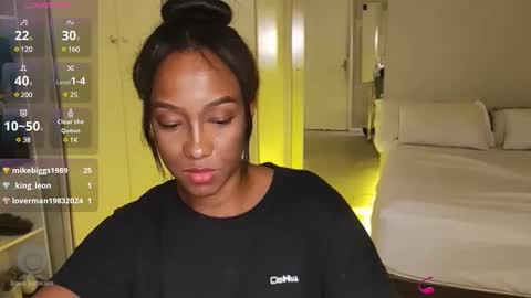 Snapshot of hellsd97 chatting on December 2024 02:19:01 AM hellsd97 online show from December 2024 02:19:01 AM