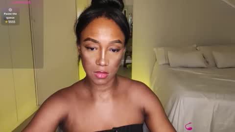 Snapshot of hellsd97 chatting on February 2025 11:01:02 PM hellsd97 online show from February 2025 11:01:02 PM