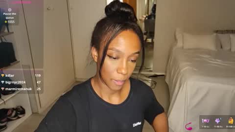 Snapshot of hellsd97 chatting on March 2025 06:57:01 AM hellsd97 online show from March 2025 06:57:01 AM