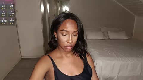 Snapshot of hellsd97 chatting on October 2025 01:28:01 AM hellsd97 online show from October 2025 01:28:01 AM