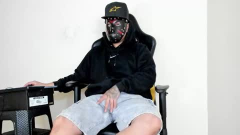 Snapshot of hellstar_team chatting on November 2025 05:31:01 AM Star and Andy online show from November 2025 05:31:01 AM