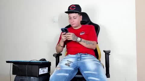 Snapshot of hellstar_team chatting on November 2025 10:31:01 PM Star and Andy online show from November 2025 10:31:01 PM