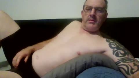 Snapshot of hempie1973 chatting on July 2026 12:33:01 PM hempie1973 online show from July 2026 12:33:01 PM