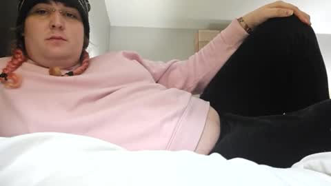 henmasterson online show from December 2025 01:04:02 PM