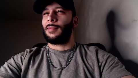 HenryAxe online show from December 2025 02:11:01 PM