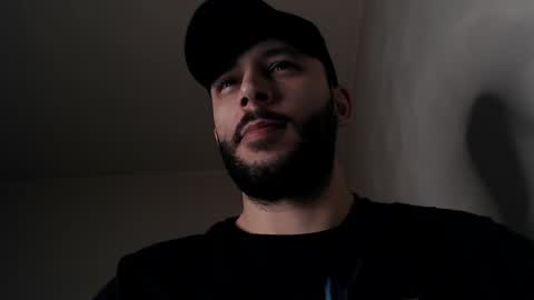 HenryAxe online show from April 2026 11:03:02 AM