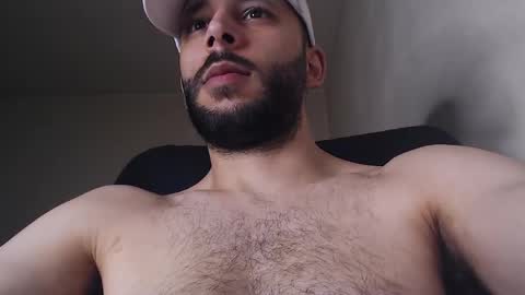 HenryAxe online show from June 2026 02:12:02 PM