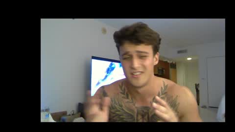 Snapshot of henrydesanti chatting on May 2026 03:15:01 AM henrydesanti online show from May 2026 03:15:01 AM