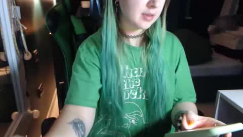 Hentaishiing online show from November 2025 04:55:01 PM