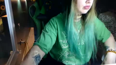 Snapshot of hentaishiing chatting on July 2026 05:44:02 PM Hentaishiing online show from July 2026 05:44:02 PM