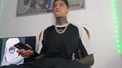 Henzeld online show from March 2026 10:14:02 PM