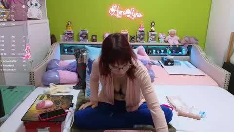 HeraLuna  online show from March 2026 10:04:02 PM