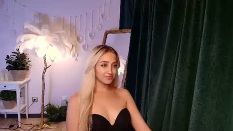 Elise online show from June 2026 03:36:01 AM