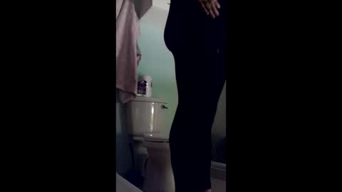 Snapshot of heretostay8989 chatting on April 2026 09:23:01 PM heretostay8989 online show from April 2026 09:23:01 PM