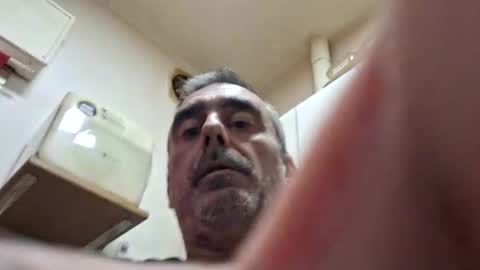 Snapshot of herjafe chatting on October 2025 06:35:02 PM herjafe online show from October 2025 06:35:02 PM