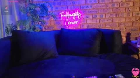 HerJourneyXoXo online show from September 2025 07:46:01 AM