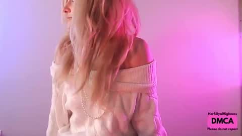 Holly online show from February 2026 09:10:02 PM