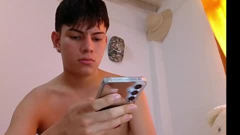 valentin 123 online show from May 2026 03:51:02 PM