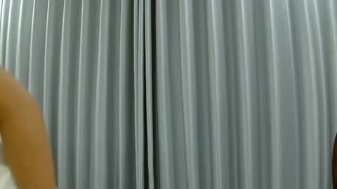 Aran online show from December 2025 02:12:02 PM