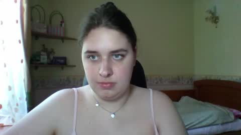 Snapshot of hess_luna_ chatting on June 2026 09:10:02 AM hess_luna_ online show from June 2026 09:10:02 AM