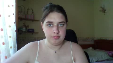 hess_luna_ online show from June 2026 09:03:02 AM