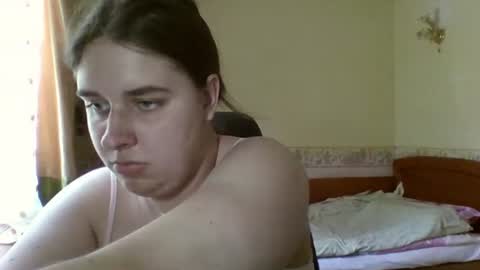 hess_luna_ online show from July 2026 09:06:02 AM