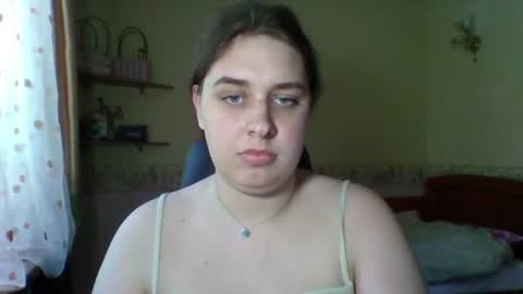 hess_luna_ online show from July 2026 09:01:01 AM