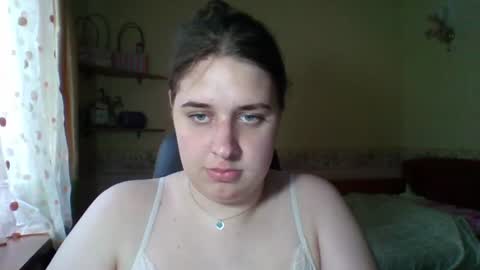 hess_luna_ online show from July 2026 09:07:02 AM