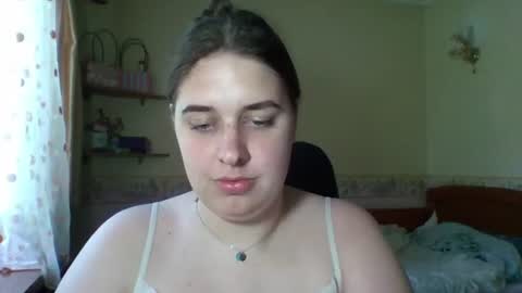 hess_luna_ online show from July 2026 09:07:01 AM