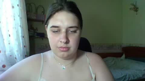hess_luna_ online show from July 2026 09:08:01 AM