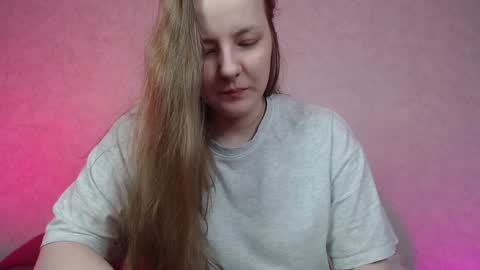 Snapshot of hesssa chatting on December 2024 02:23:02 PM Hesssa Prime time The broadcasts start at 3am and 3 pm London time online show from December 2024 02:23:02 PM