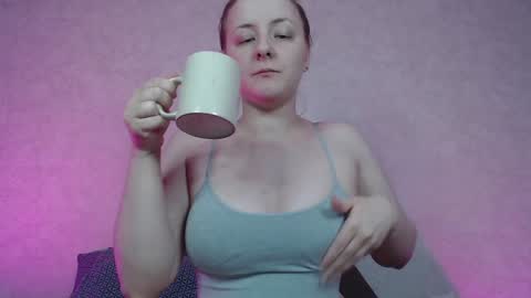 Snapshot of hesssa chatting on January 2025 01:24:02 PM Hesssa Prime time The broadcasts start at 3am and 3 pm London time online show from January 2025 01:24:02 PM
