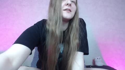Snapshot of hesssa chatting on January 2025 01:23:02 PM Hesssa Prime time The broadcasts start at 3am and 3 pm London time online show from January 2025 01:23:02 PM