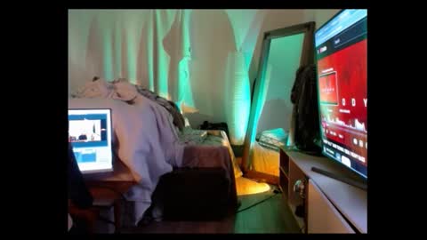 hevin69 online show from December 2025 09:34:02 PM