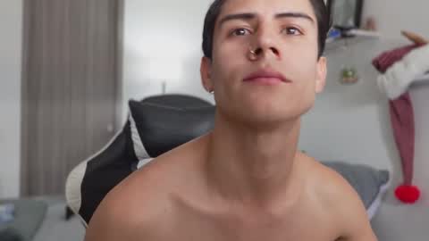 hey_cesard online show from December 2025 05:08:02 PM