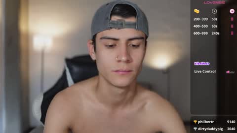 hey_cesard online show from May 2026 03:18:01 PM