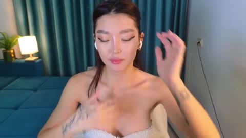 Audrey online show from October 2025 03:14:01 PM