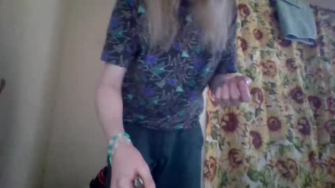 hey_mikky online show from March 2025 02:43:02 PM