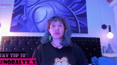Snapshot of hey_noraly chatting on July 2026 04:08:01 AM Noraly online show from July 2026 04:08:01 AM