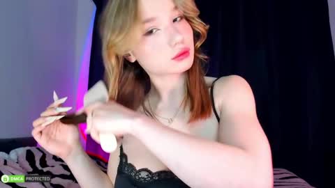 Snapshot of hey_tyankaaaa chatting on May 2026 06:24:02 PM Bella 3 online show from May 2026 06:24:02 PM